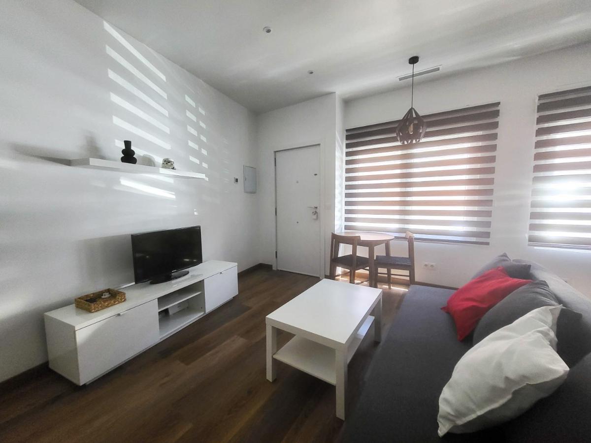 Precioso Estudio Con Dos Ambientes 马德里 外观 照片